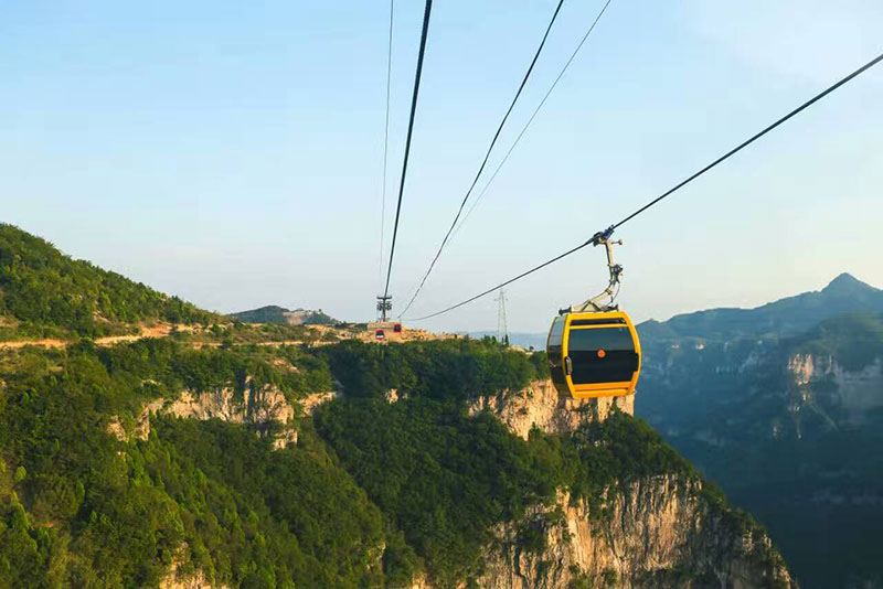 八泉峡