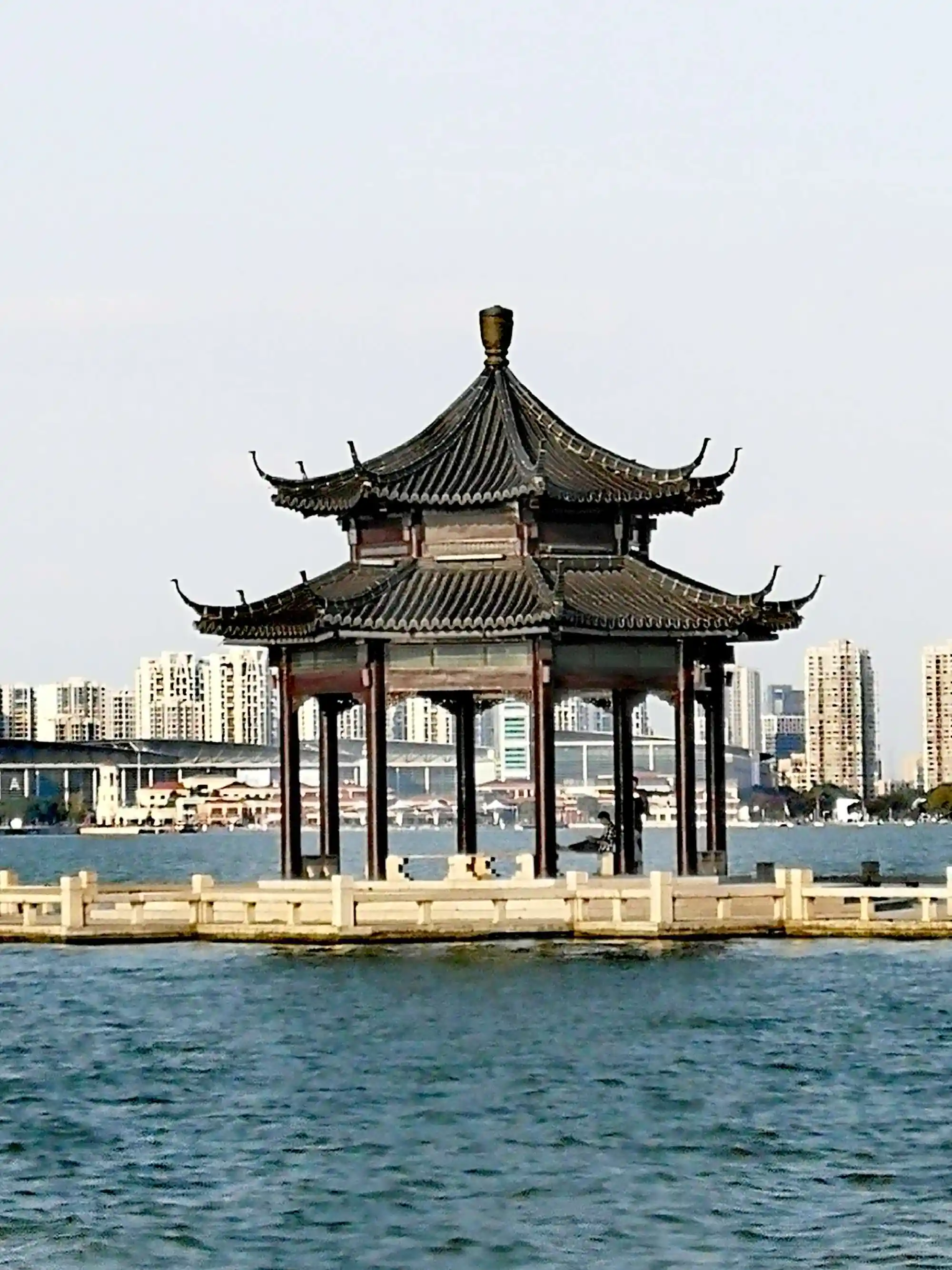 金鸡湖
