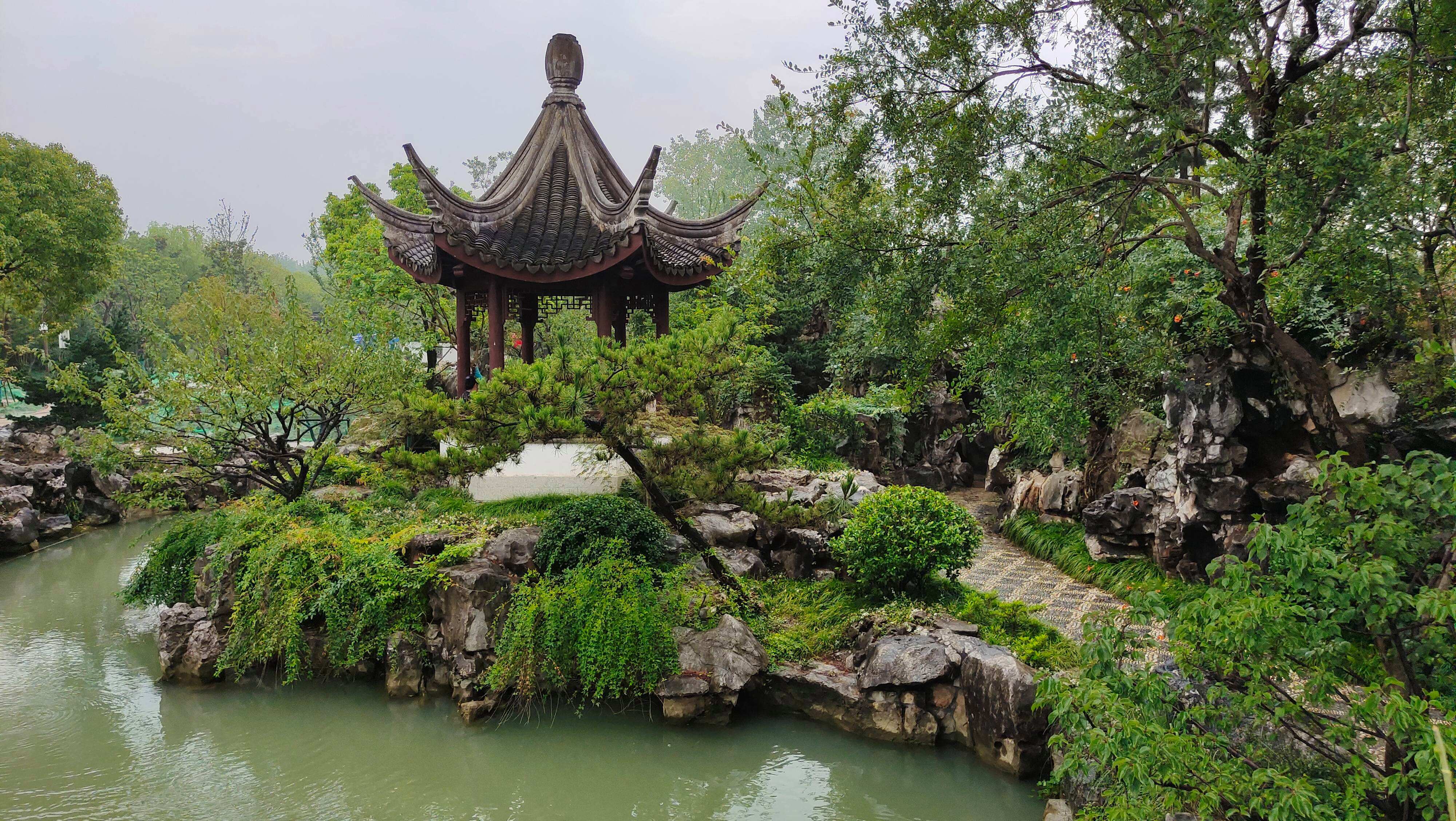 南湖