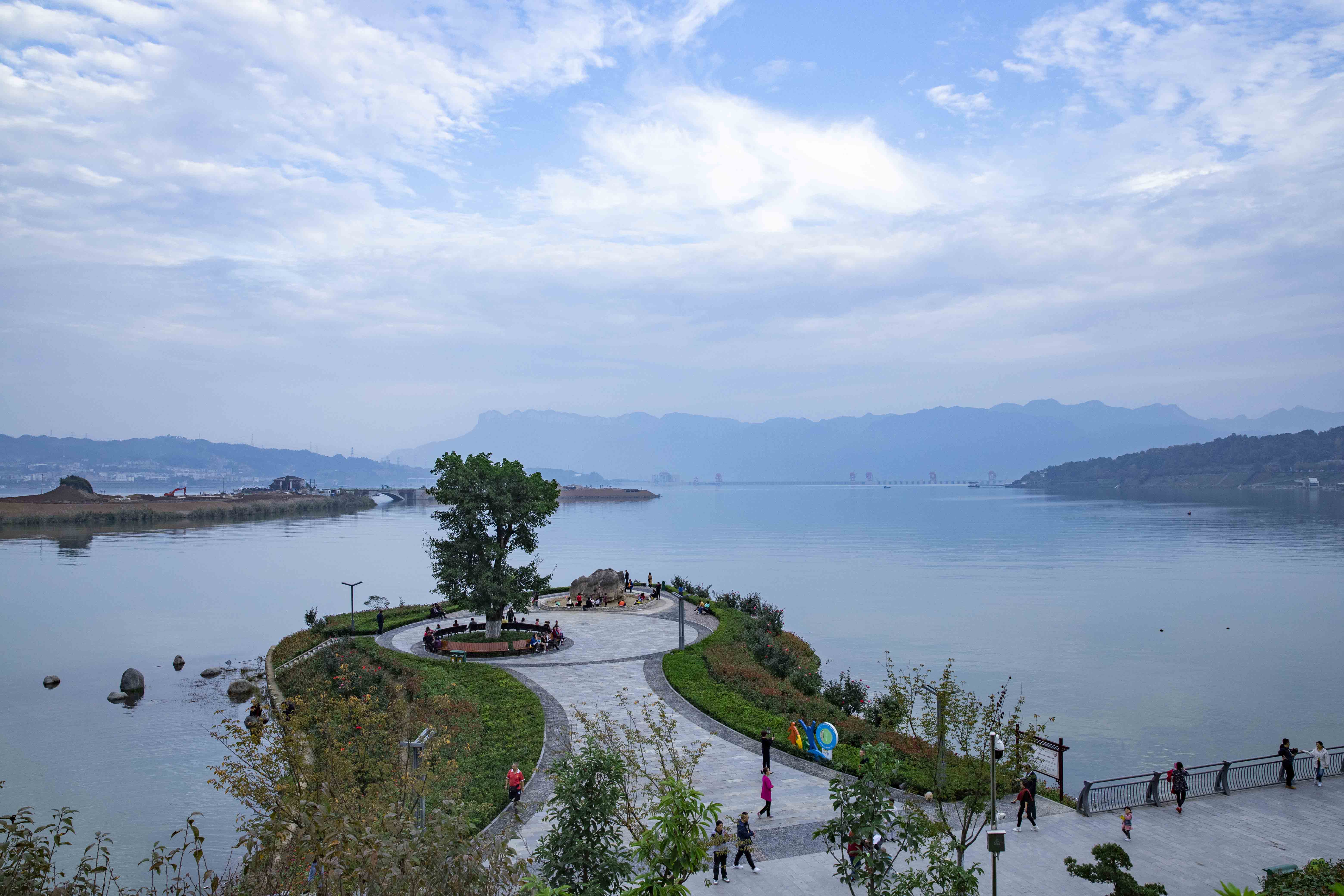 三峡大坝-屈原故里旅游区