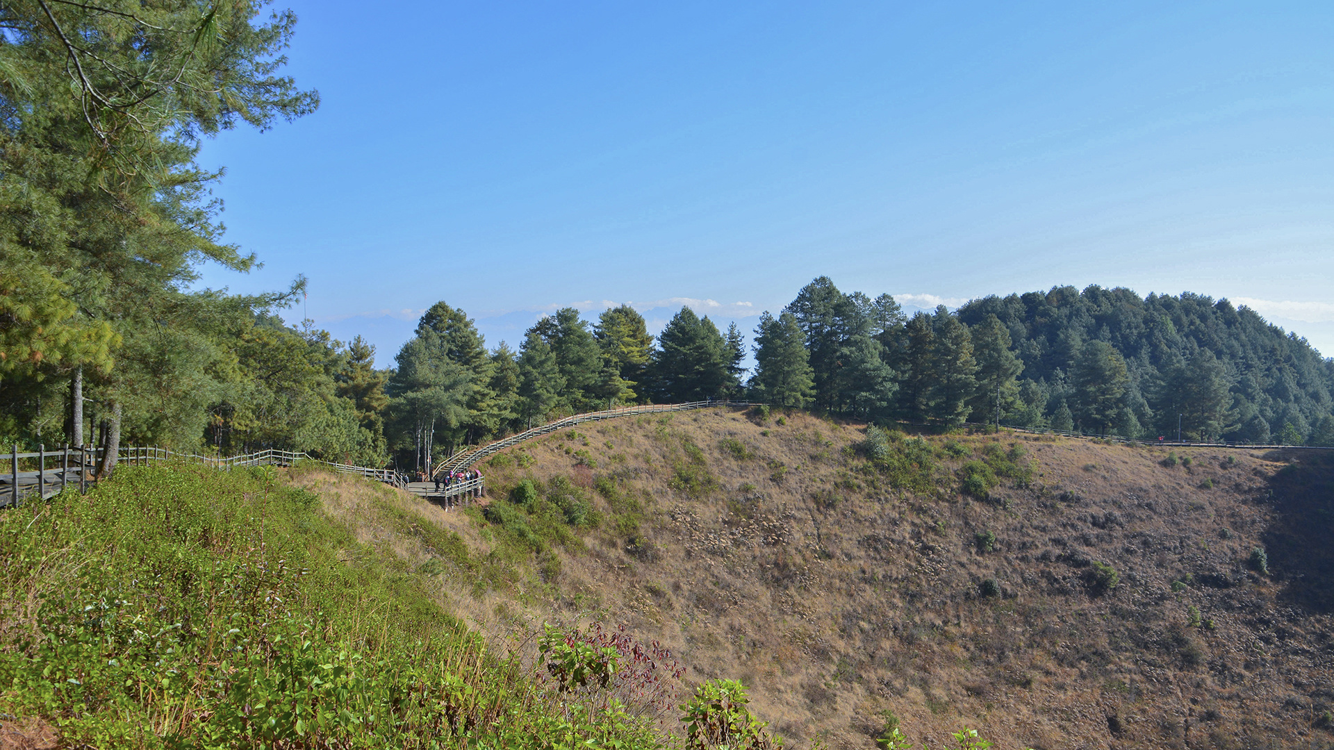 火山热海