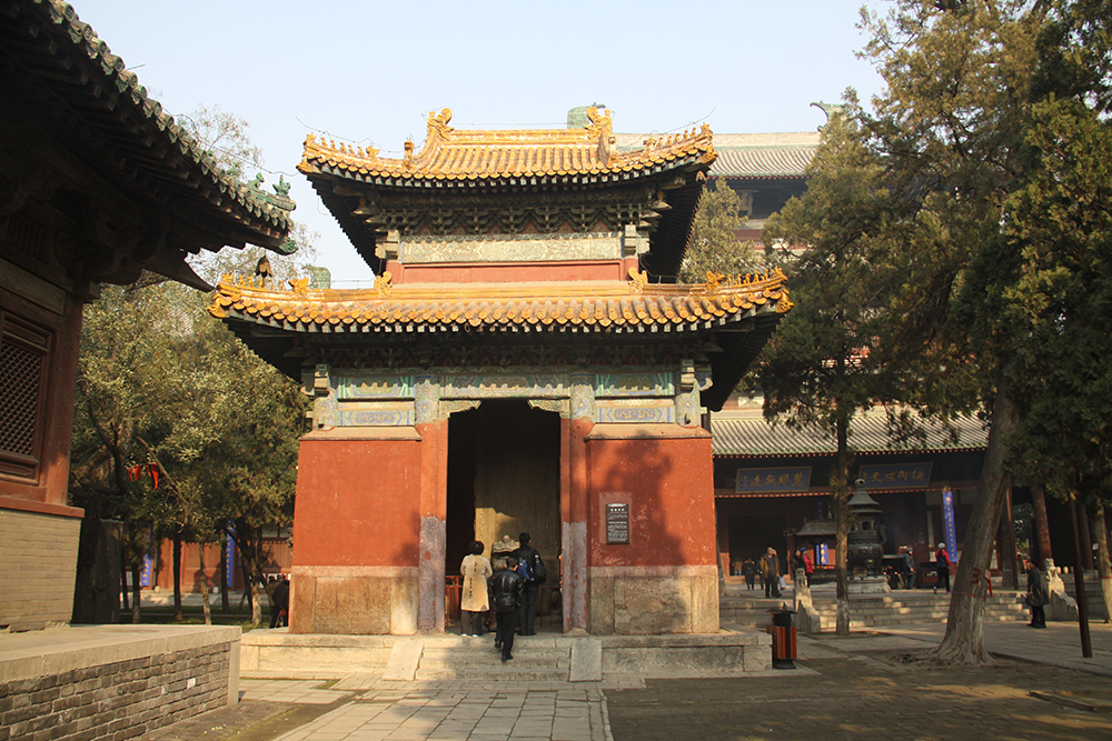 隆兴寺