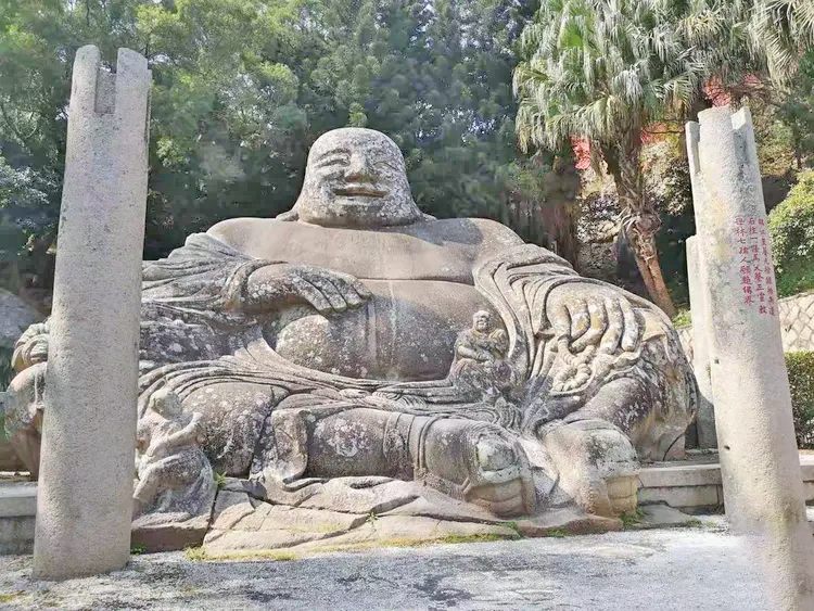 弥勒岩