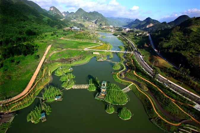 太极湖村