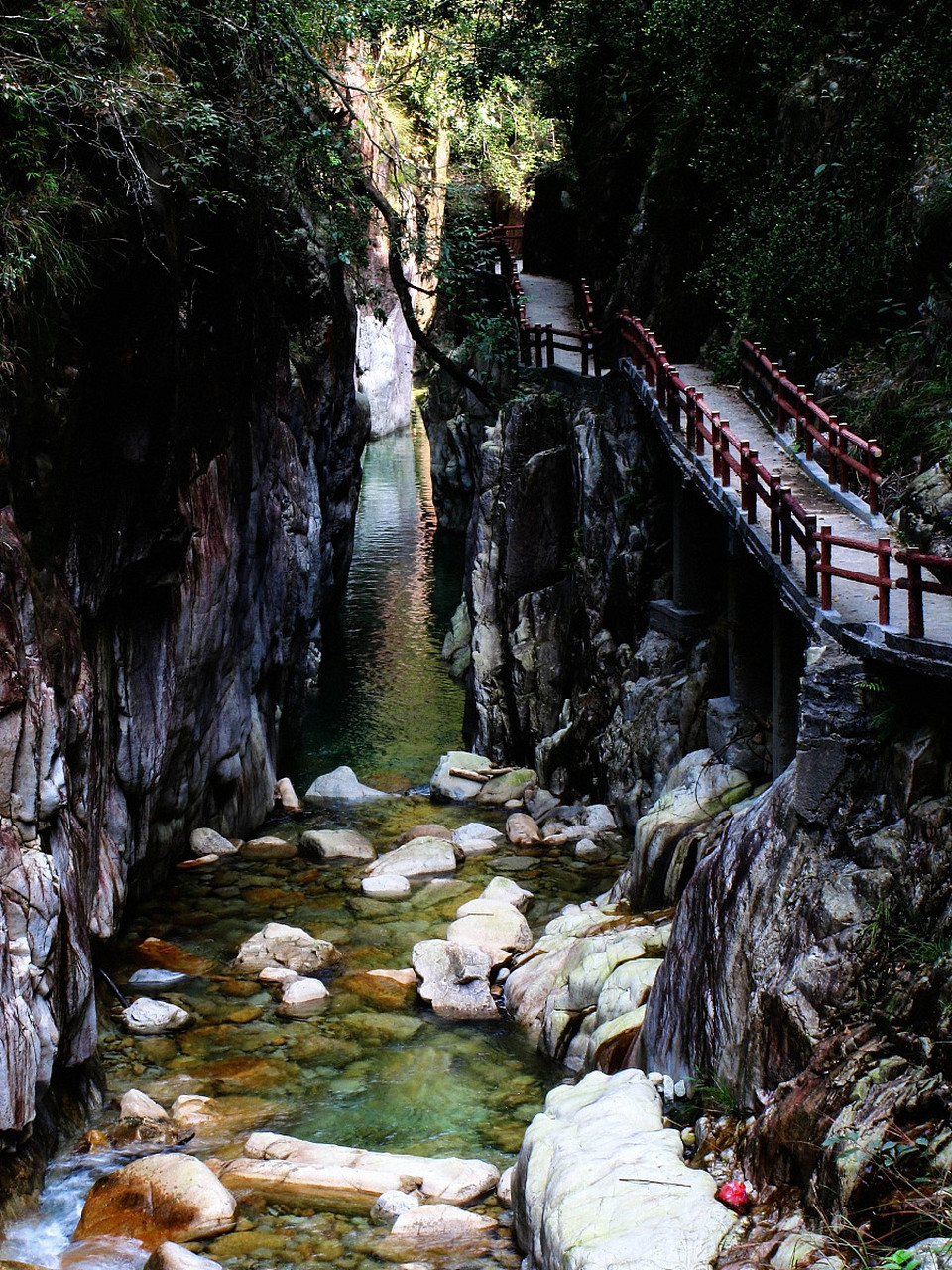 南江大峡谷