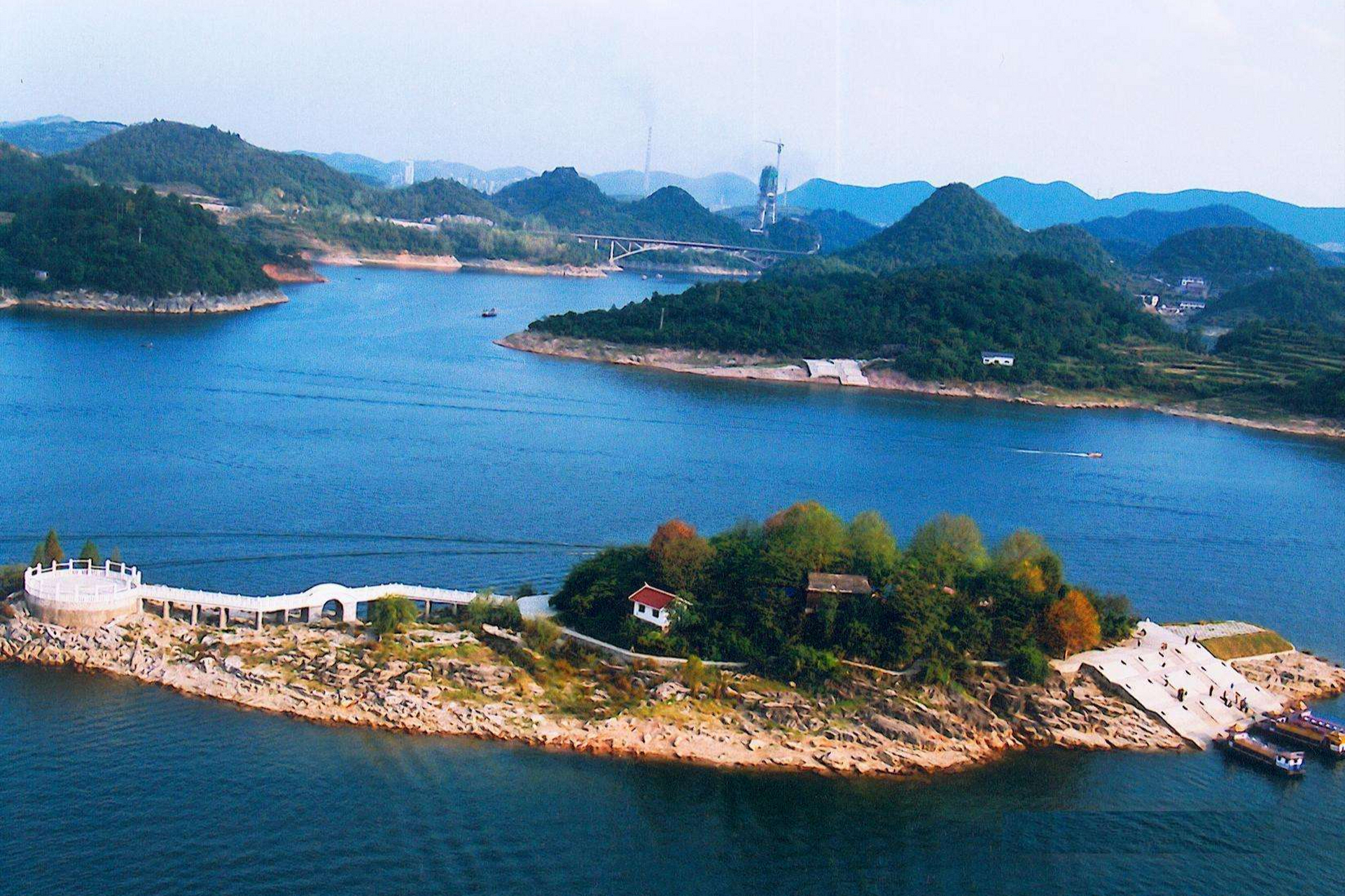 红枫湖