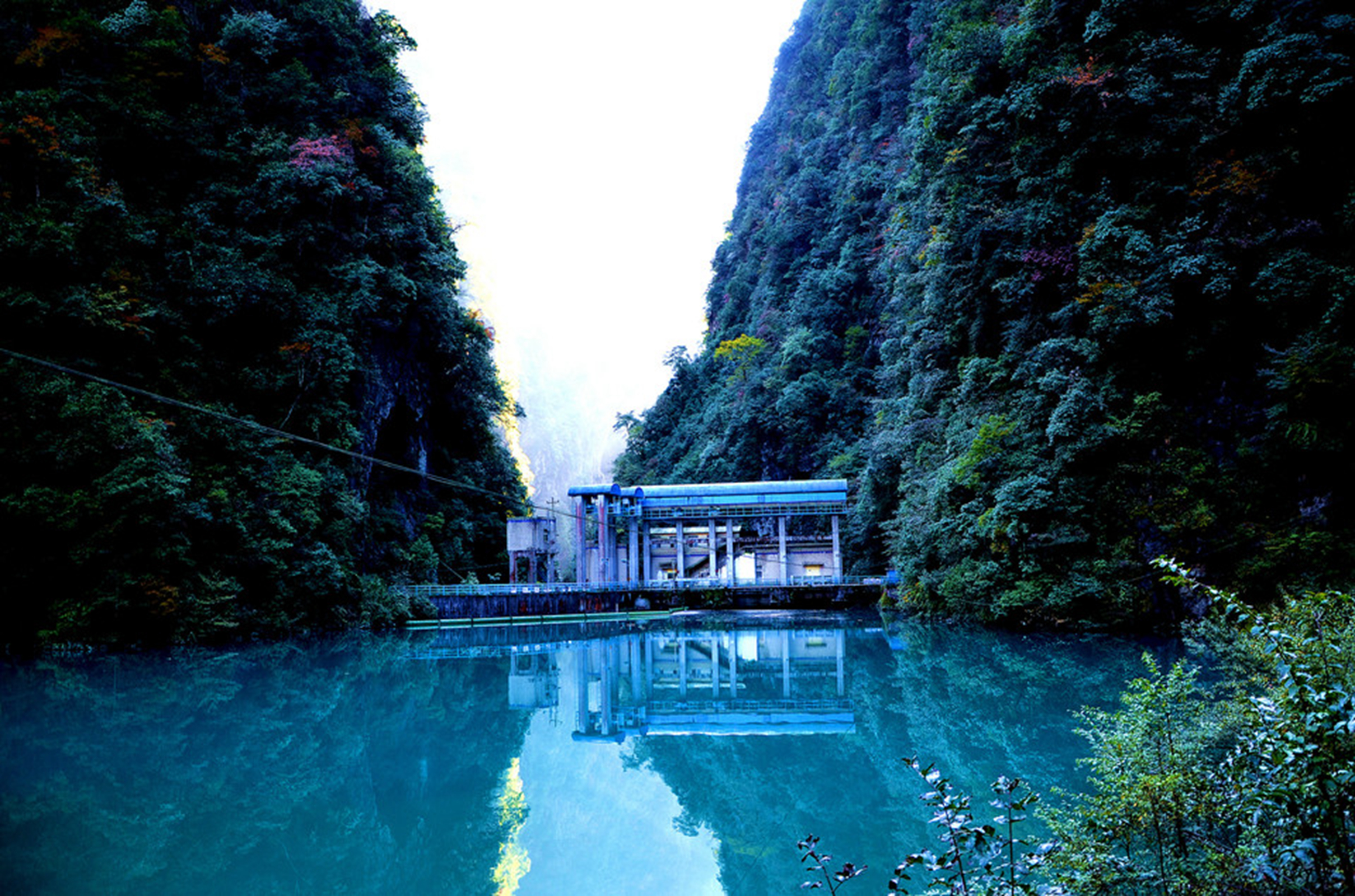 东拉山大峡谷