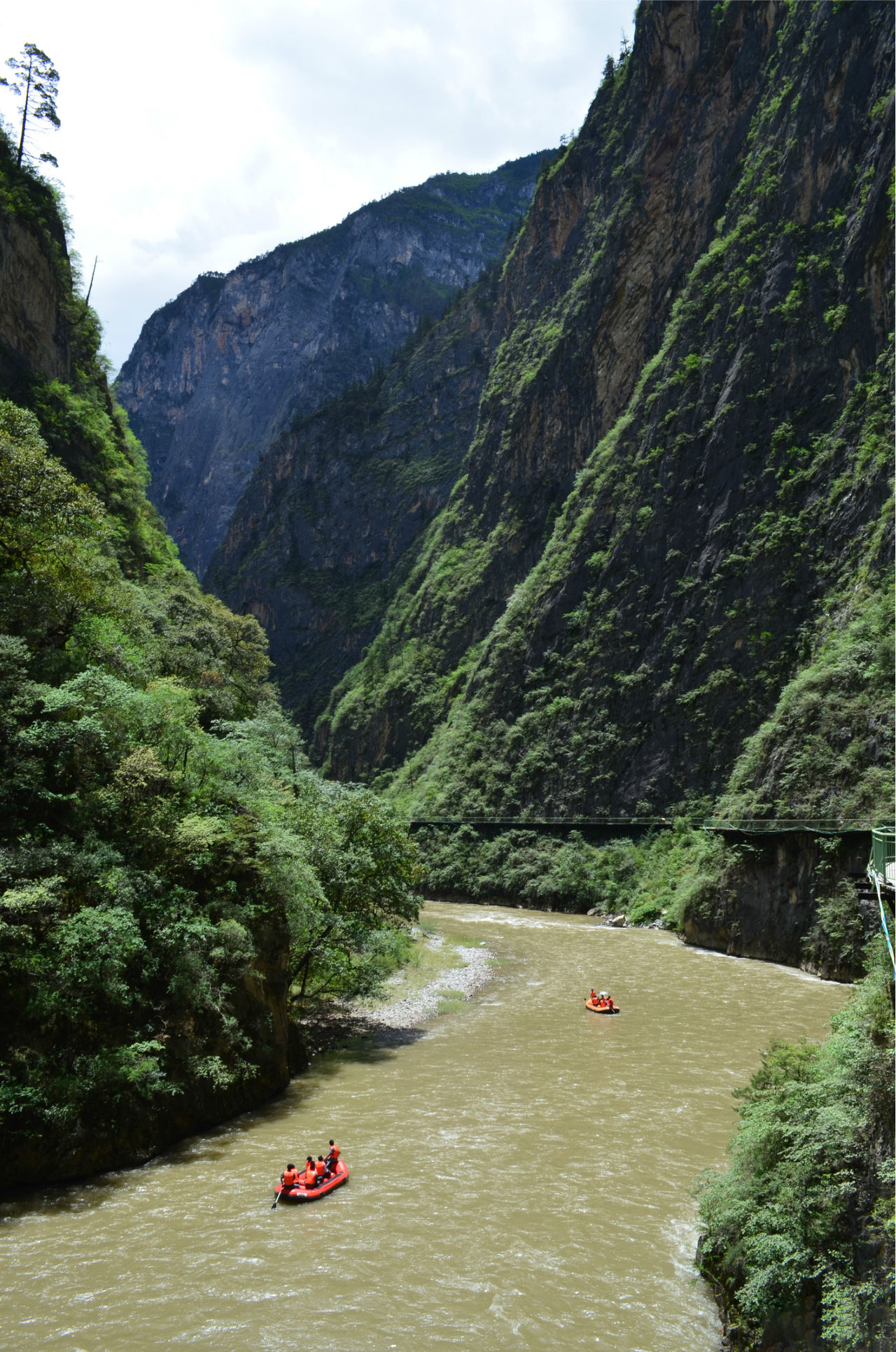 香格里拉大峡谷